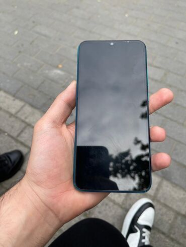 irshad telecom telefonlar: Xiaomi Redmi smartfon. Bütün proqramları dəstəkləyir. Heçbir problemi