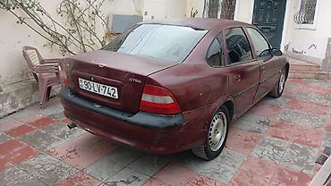 purjun satisi: Opel Vectra: 1.8 l | 1996 il 266842 km Sedan — 9