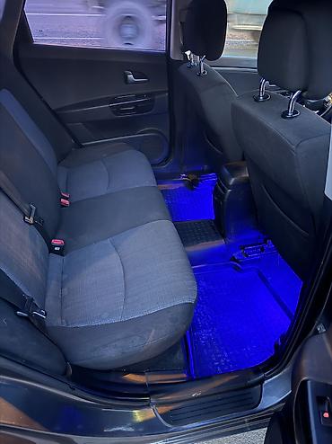 Kia: Kia Ceed: 2012 г., 1.6 л, Механика, Бензин, Хэтчбэк — 9