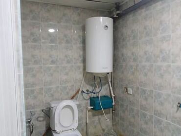 Ofislər: Ofis sahəsi 63 kv – mebellə təchiz olunmus.N.Nerimanov metro — 11