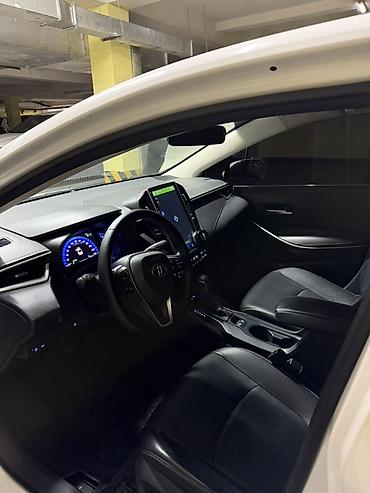 corolla 2016: Toyota Corolla: 2019 г., 1.8 л, Вариатор, Гибрид, Седан — 4