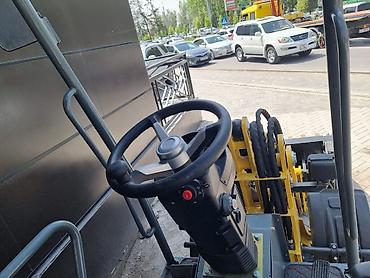 Погрузчики: Погрузчик, 2024 г., Колесный — 13