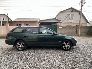 Toyota: Toyota Avensis: 1998 г., Механика, Бензин