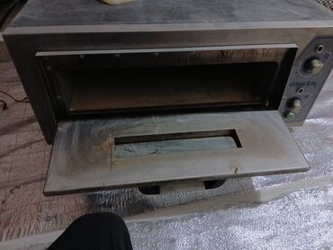 оборудование для кафе и ресторанов: Профессиональная электрическая печь для пиццы GÖRKEM P620.1