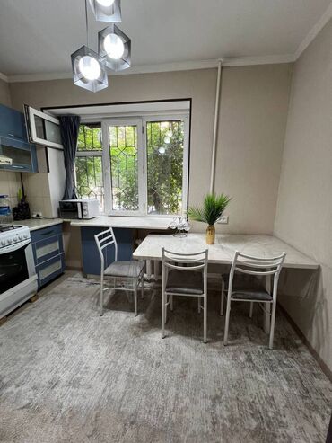 долгосрочная аренда квартиры в бишкеке: 3 комнаты, 70 м², Индивидуалка, 1 этаж, Евроремонт