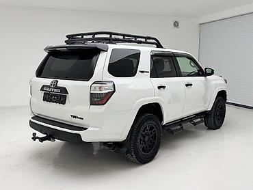 Toyota: Toyota 4Runner: 2020 г., Автомат, Бензин, Внедорожник — 3