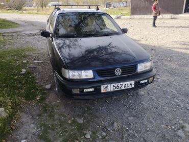 сидение для авто: Volkswagen Passat: 1991 г., 1.8 л, Механика, Газ, Седан