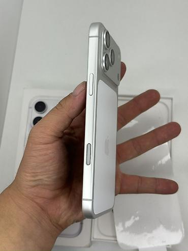 магнитола е39 штатная: IPhone 17 Pro Max, Б/у, 512 ГБ, Серебристый, Кабель, Коробка, 94 % — 6