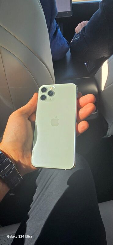 monitor ekran: IPhone 11 Pro, 64 ГБ, Белый, Отпечаток пальца, Беспроводная зарядка, Face ID