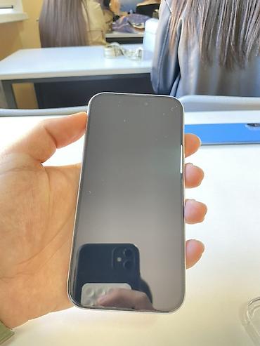 Apple iPhone: IPhone 15, Göy — 2