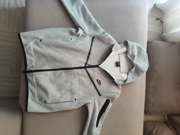 найк теч флиск: Худи/толстовка на молнии Nike Tech Fleece, серого цвета. Особенности