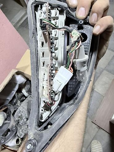Ehtiyat hissələri: Məhsul: Avtomobil üçün sükanaltı kombinə edilmiş idarəetmə qolu — 5