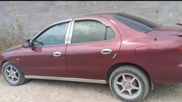 хундай машины: Hyundai Avante: 1997 г., 1.6 л, Механика, Бензин, Седан