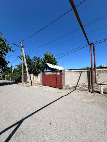 продаю дом аламидин рнок славаниски: Дом, 159 м², 5 комнат, Собственник, Старый ремонт