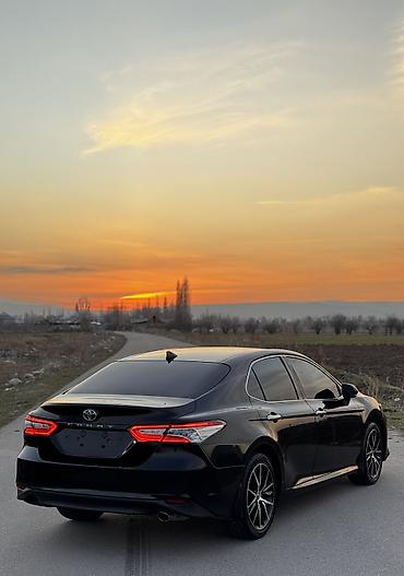 Toyota: Toyota Camry: 2021 г., 2.5 л, Автомат, Бензин, Седан — 8