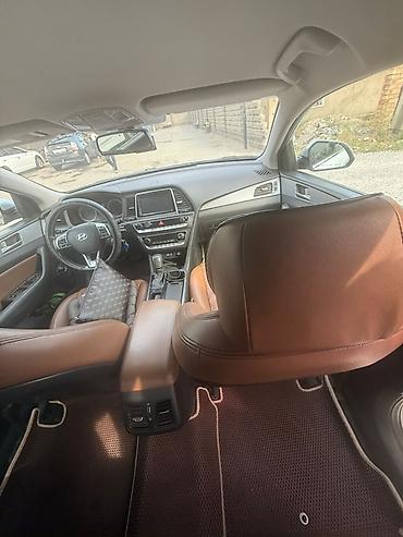 соната жёлтый: Hyundai Sonata — интерьер с премиальной отделкой - Просторный салон с — 4