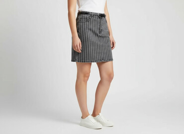 spódnice wysoki stan rozkloszowane: Denim Co, Women`s skirt, size XL