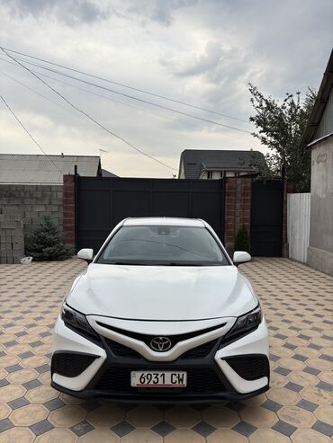 срочно срочно продаю машина: Toyota Camry: 2021 г., 2.5 л, Автоматтык, Бензин, Седан