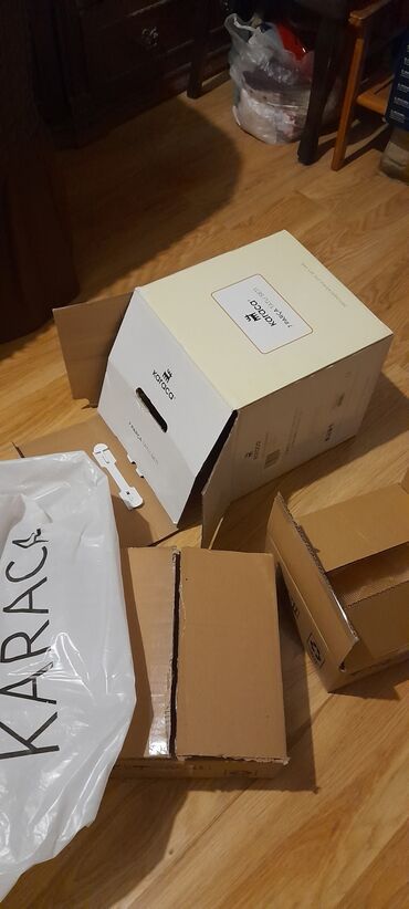 Tort və şiriniyyat qabları: Tort və şiriniyyat qabı, rəng - Sarı, Şüşə, Türkiyə — 6