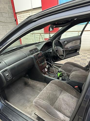 Toyota : 1995 г., 3 л, Автомат, Бензин, Седан