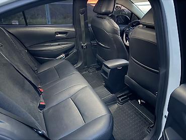 corola: Toyota Corolla: 2019 г., 1.8 л, Вариатор, Гибрид, Седан — 7