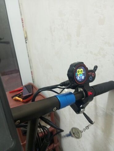 Elektrikli samokatlar: İşlənmiş Elektrik samokat 10", 501 - 750 Vt, > 45 km/s, Pulsuz çatdırılma — 4