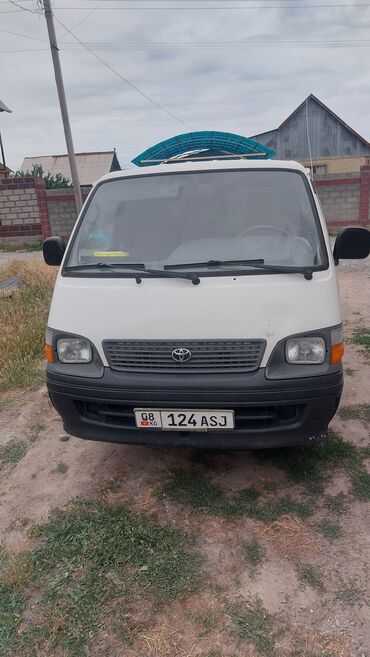 Toyota: Toyota Hiace: 1998 г., 2.4 л, Механика, Бензин, Минивэн