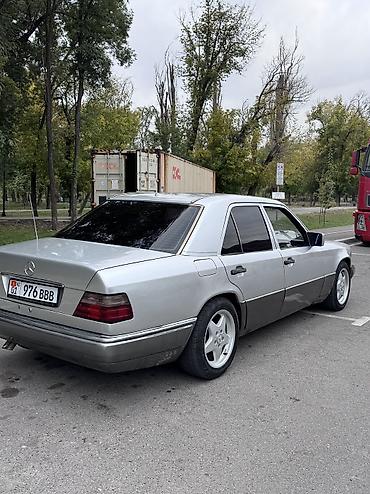 Продажа авто: Mercedes-Benz E-Class: 1995 г., 2.8 л, Механика, Бензин, Седан — 3