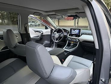 avalon 2017: Toyota RAV4: 2021 г., 2.5 л, Вариатор, Гибрид, Кроссовер — 8