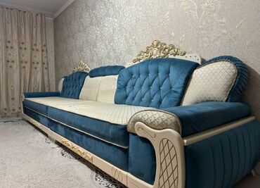 американская мебель: Прямой диван, цвет - Синий, Б/у