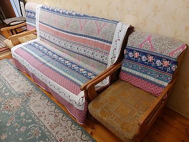 Диван-кровать с креслом, деревянные подлокотники - Комплект