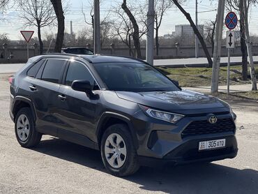 Toyota: Toyota RAV4: 2019 г., 2.5 л, Автомат, Бензин, Кроссовер