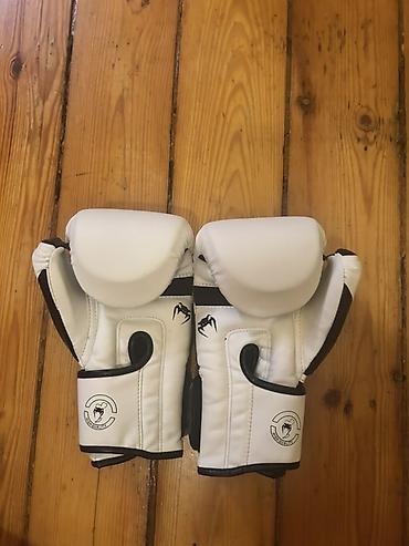 Спорт и хобби: Venum boks əlcəkləri – ağ/qara dizayn 10 oz - Brend: Venum - Rəng: ağ — 3