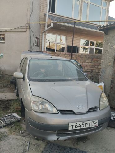 запчасти тоуота марк 2: Продаю на запчасти Toyota Prius (XW10, правый руль), серебристый