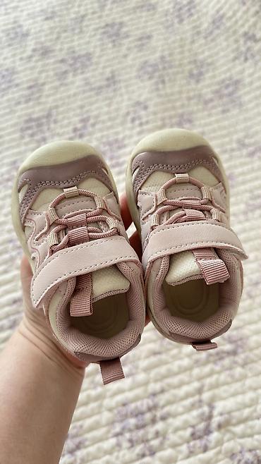 Детская обувь: Обувь на девочку б/у в отличном состоянии,зимние новые,аквасоки Lc — 14