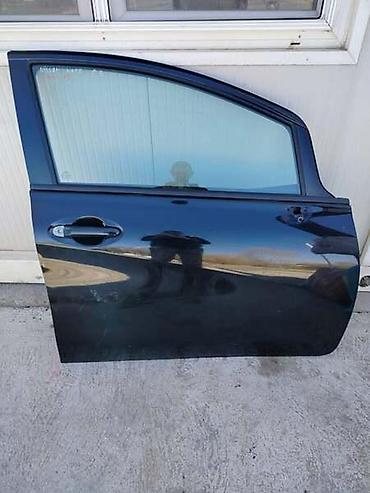 cerada za motor: PREDNJA DESNA VRATA 04-13 CRNA ZA NISSAN NOTE OD 2004. DO 2013. GOD — 1