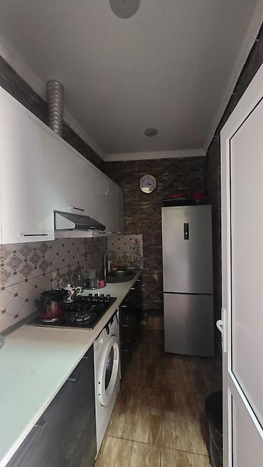 lokbatanda ev satisi: 2 otaqlı heyet evi. Çıxarış. destatiy kruqa yaxın,asvalt qapıya kimi — 6