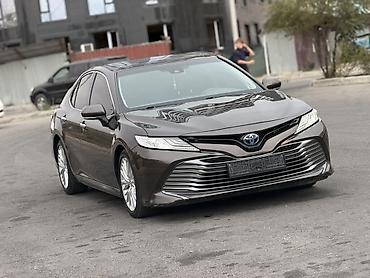 Продажа авто: Toyota Camry: 2017 г., Автомат, Гибрид, Седан — 3