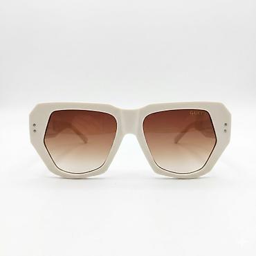 Eynəklər: Gün eynəyi, Ray-Ban — 7