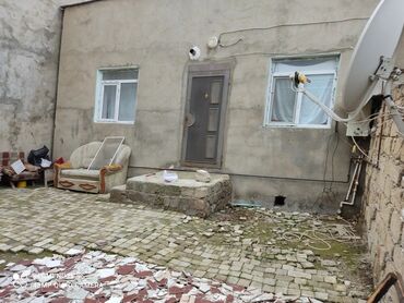 Kommersiya daşınmaz əmlakının satışı: Ramana sovxozda,super yerde, astanovkada, yol qiraginda 5 obyektden ve — 14