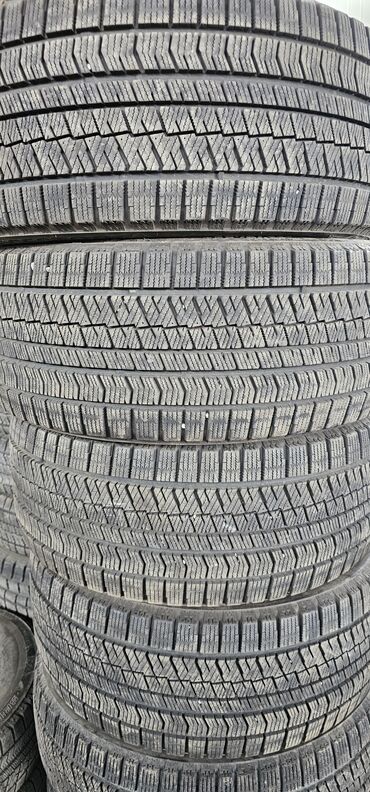 покрышки на джип: Шины 245 / 45 / R 17, Зима, Б/у, Комплект, Легковые, Япония, Bridgestone