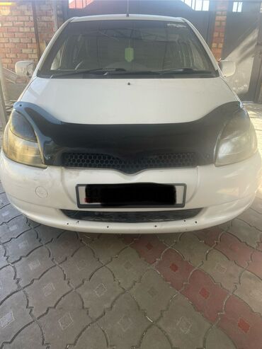 Toyota: Toyota Vitz / Platz / Yaris / Echo: 2000 г., 1.3 л, Автомат, Бензин, Хэтчбэк