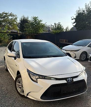 saf: Toyota Corolla: 2022 г., Гибрид, Седан — 1