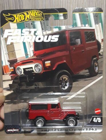 usag oyuncaqlari: Hot Wheels premium - Toyota Land Cruiser FJ43 (qırmızı) - 19 AZN