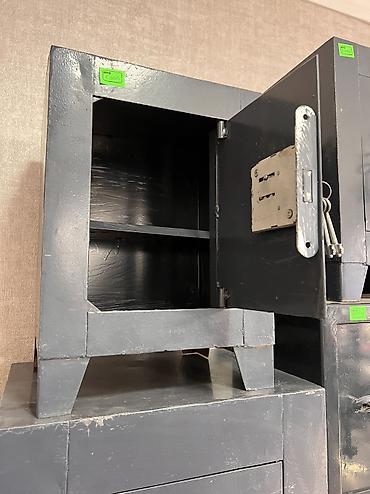 Сейфы для денег и документов: Сейфы для дома и офиса - Типы: компактные настольные, средние и — 12