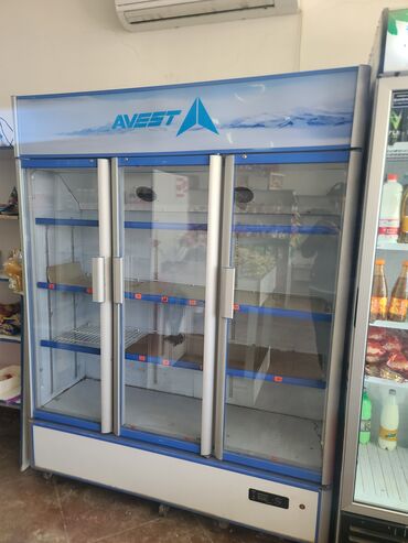 горка холодильная: Холодильник Avest, Б/у, Многодверный