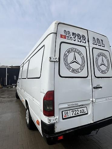Транспорт: Mercedes-Benz Спринтер: 2005 г., 2.2 л, Механика, Дизель, Бус — 6