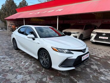 Toyota: Toyota Camry: 2021 г., 2.5 л, Автомат, Гибрид, Седан