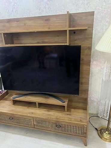 TV altlığı: Yeni, Düz TV altlığı, Polkalı, Laminat — 6