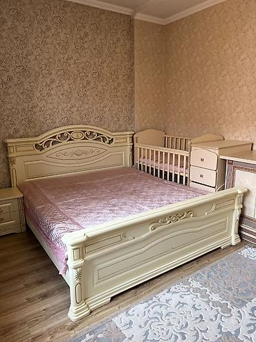 Спальный гарнитур, Б/у, Двуспальная кровать, Шкаф, Комод, Самовывоз, цвет - Бежевый